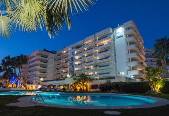 Mediterraneo Sitges allows 18 year olds to book a room