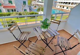 Apartamento con piscina y junto a la playa -Sa Roqueta has Balcony rooms