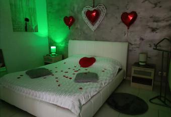 Virtuel Spa has Balcony rooms