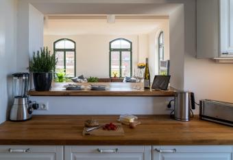 K  nig Albert Residenz has Balcony rooms