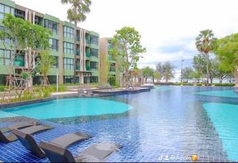 Apple Beach ChaAum allows 18 year olds to book a room