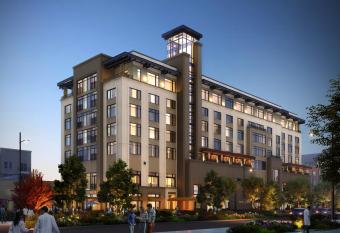 The Benson Hotel & Faculty Club has Balcony rooms