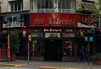 Rivadavia Liverpool Mendoza allows 18 year olds to book a room