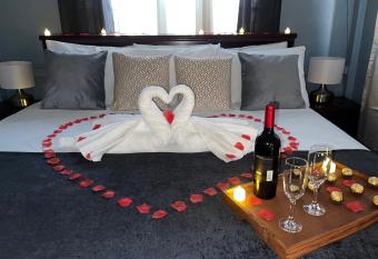 The Colosseum has Balcony rooms