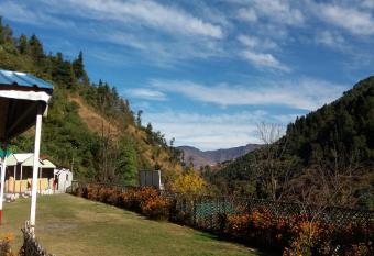 NATURE WALK RESORT MUSSOORIE has Smoking rooms