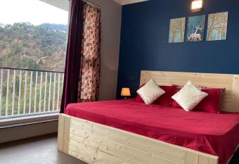 Chia s Nest Nainital has Balcony rooms