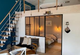 La cabane de Lily - T2 class   3   toiles has Balcony rooms