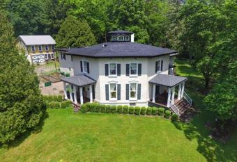 Black Sheep Inn and Spa allows 18 year olds to book a room