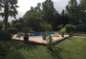 Logement ind  pendant tr  s calme dans propri  t   has Balcony rooms