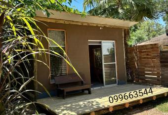 Casita piriapolis punta negra 099-66-35-44 allows 18 year olds to book a room