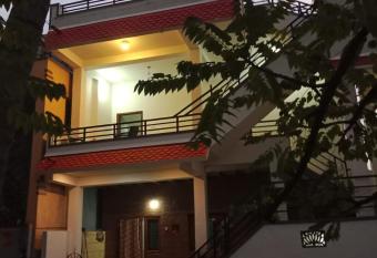 SMILE HOMESTAY has Balcony rooms