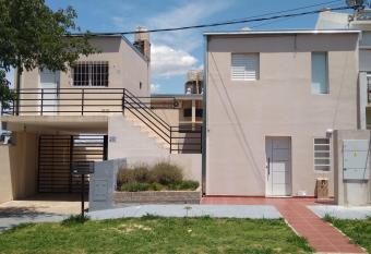 Don Oscar Alojamientos Oro Verde I has Balcony rooms