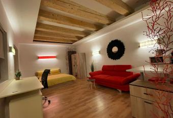 NEW Workspace Studio Savoya9 Self Check in Old City Center allows 18 year olds to book a room