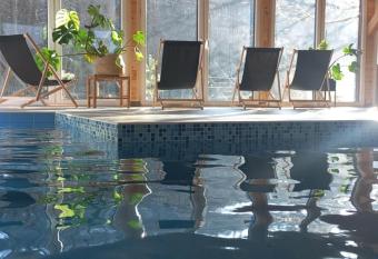 Orzechowy domek has Balcony rooms