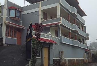 LEYAAS COTTAGE has Balcony rooms