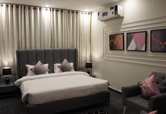 La Maison Hotel, Islamabad allows 18 year olds to book a room