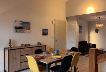 Maison des Bois - T5 - 6 personnes has Balcony rooms