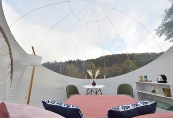 Bulle Ecureuil allows 18 year olds to book a room