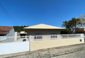 Casa   ngela has Balcony rooms