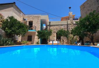 Old Olive Mill Maroulas - Bed and Breakfast allows 18 year olds to book a room