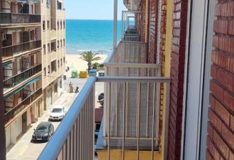 Lovely three-bedroom apartment in Puerto De Sagunt has Balcony rooms