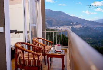 The Premium Stays by Glambirds has Balcony rooms