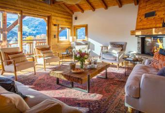 Chalet Xanadu Morzine - OVO Network has Balcony rooms