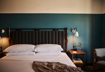 The Junto has Balcony rooms