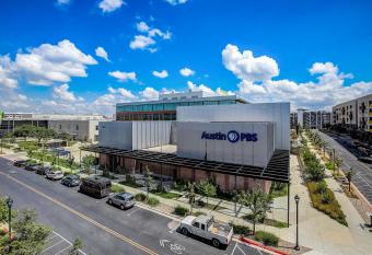 FRONTDESK Five Two At Highland Apts Downtown Austin allows 18 year olds to book a room