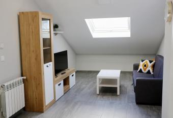 dp Sarria Centro has Balcony rooms