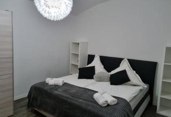 RE Apartment allows 18 year olds to book a room