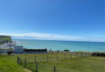 Grande maison chaleureuse avec vue mer imprenable has Balcony rooms