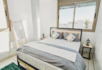 cactus surf house allows 18 year olds to book a room