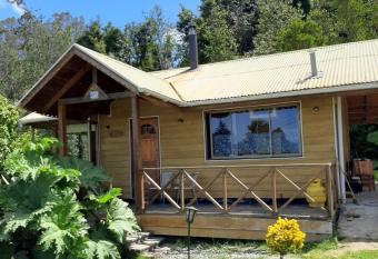 El Avellano has Balcony rooms