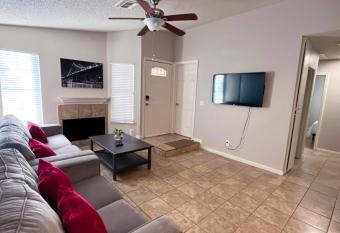 Cozy 3-bed / 2-bath home (with Garage) allows 18 year olds to book a room