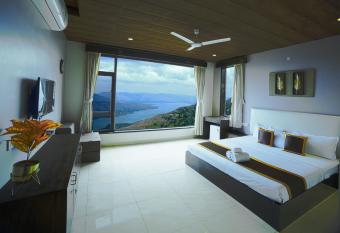 Useeka Resort has Balcony rooms
