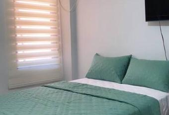 Apartaestudio Rodadero allows 18 year olds to book a room