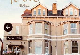 The York Hotel allows 18 year olds to book a room