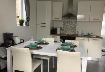 Les terrasses de Malmedy duplex 420 allows 18 year olds to book a room