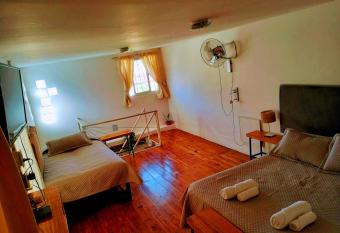 Mi casa, Su casa allows 18 year olds to book a room