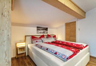 Bergwelt B has Balcony rooms