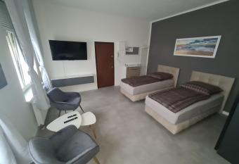 Apartament Suite 1 has Balcony rooms