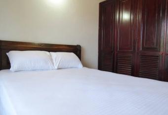 Apartamento Confortable para visitantes allows 18 year olds to book a room