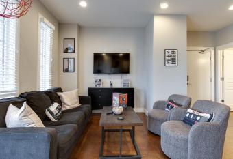 Condo 10 - Vibrant property close to Vandy and Broadway has Balcony rooms