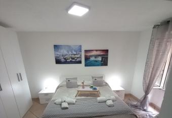 B&B La casa di Anna has rooms with a private hot tub