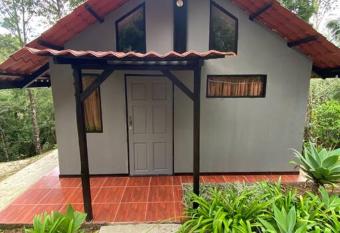 Koi s House - Quebradillas de Dota has Balcony rooms