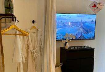 Appartement - Spa has rooms with a private hot tub