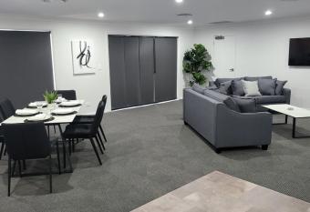 CH Boutique Apartments The Ringers Road has Balcony rooms