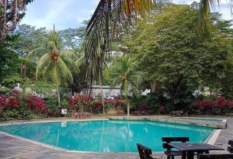 Bayu Emas @ Penang Batu Ferringhi has Balcony rooms