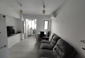 Ultracentral Ploiesti Apartment-Free Private Parking has Balcony rooms